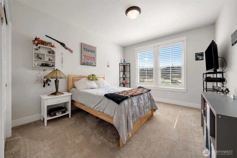 Property photo for 136 Klazina Court, Woodland photo 19