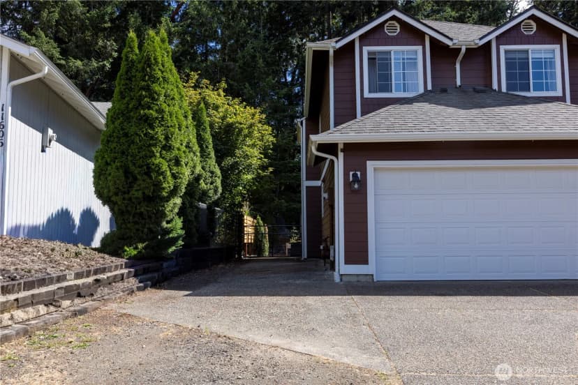 Property photo for 11608 41st Avenue Nw, Gig Harbor photo 3