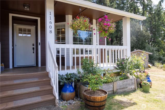 Property photo for 11608 41st Avenue Nw, Gig Harbor photo 4