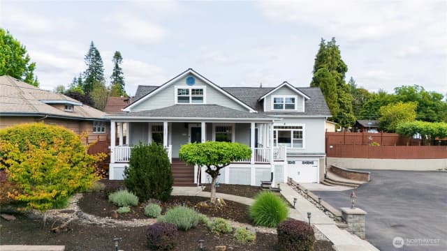 Property photo for 322 Ne Kirby Avenue, Castle Rock