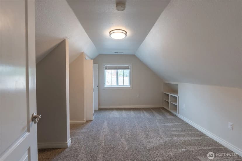 Property photo for 322 Ne Kirby Avenue, Castle Rock photo 25