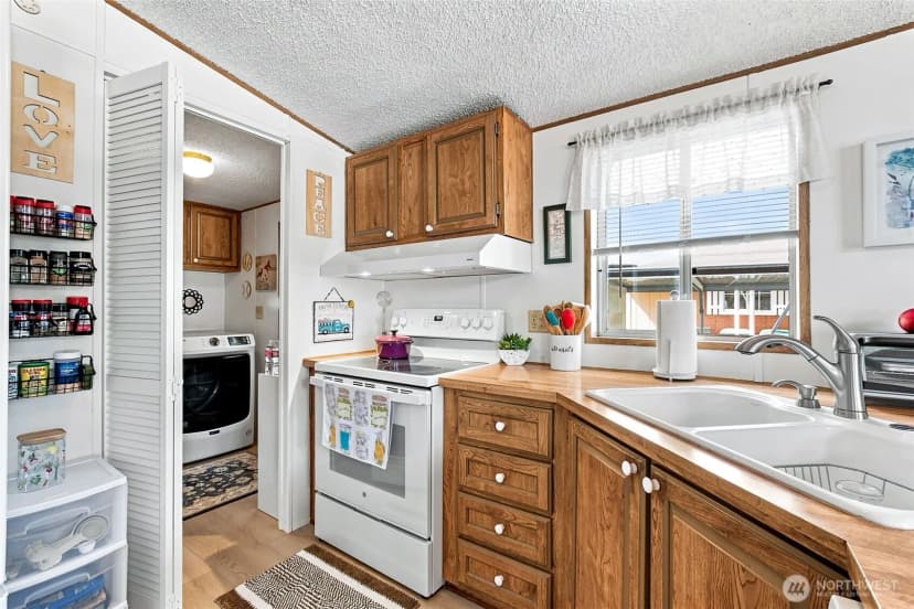 Property photo for 802 Cottonwood Drive, Enumclaw photo 6