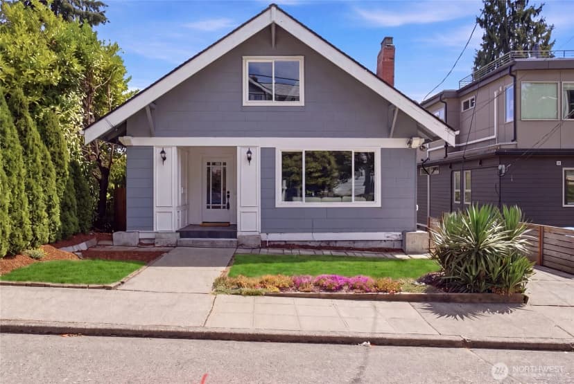 Property photo for 4318 1st Avenue Ne, Seattle photo 2