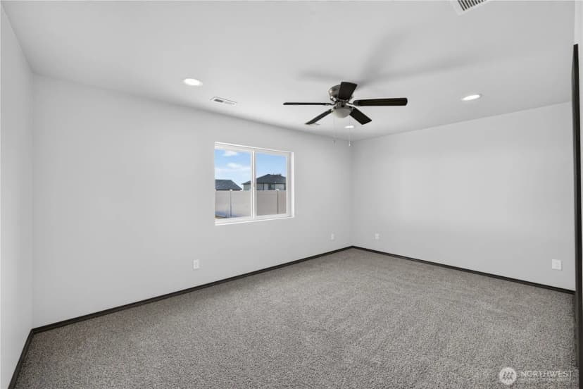 Property photo for 619 Kimberly Avenue, Royal City photo 23
