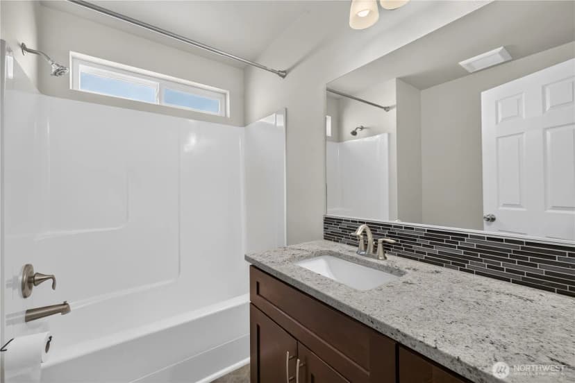 Property photo for 619 Kimberly Avenue, Royal City photo 31