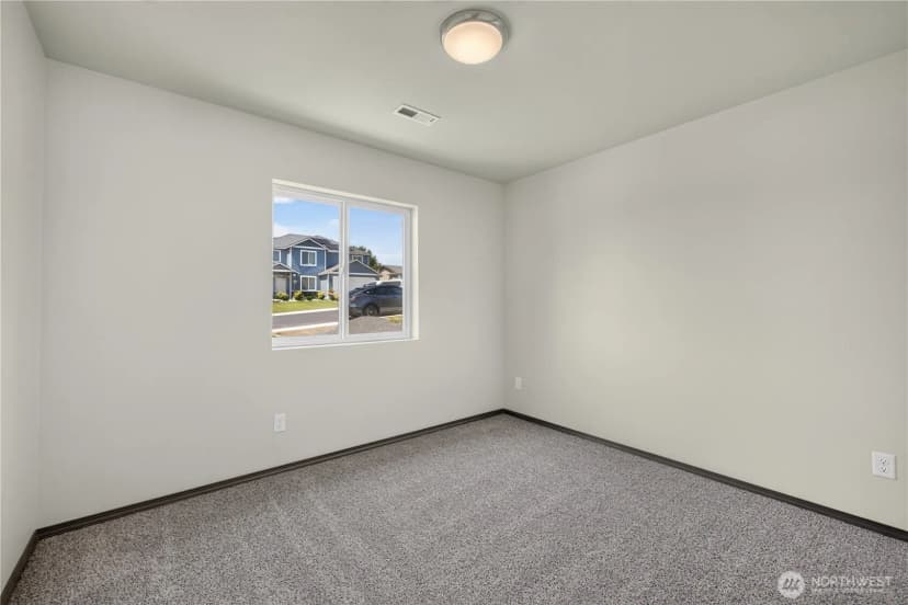 Property photo for 619 Kimberly Avenue, Royal City photo 24