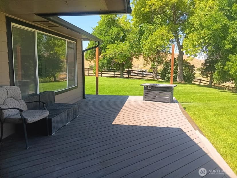 Property photo for 260 Adobe Way, Selah photo 8