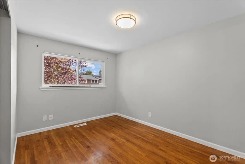 Property photo for 4239 S 290th Street, Auburn photo 13