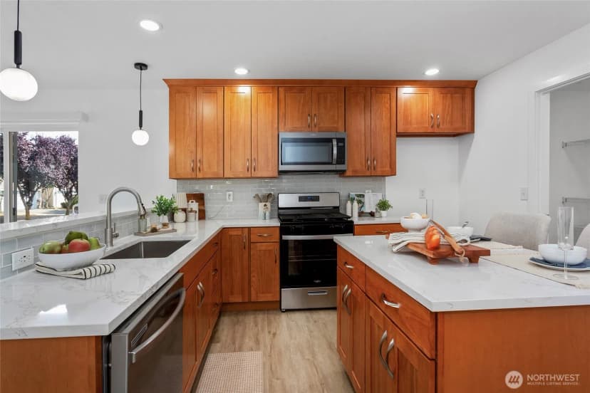 Property photo for 4014 153rd Place Se, Bothell photo 9