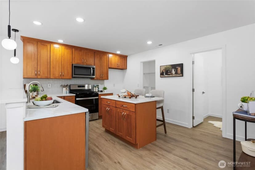 Property photo for 4014 153rd Place Se, Bothell photo 10