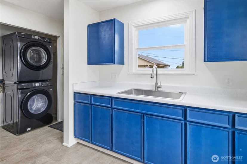 Property photo for 7212 S 128th Street, Seattle photo 9