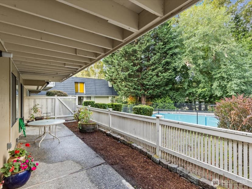 Property photo for 9905 Ne 124th Street #703, Kirkland