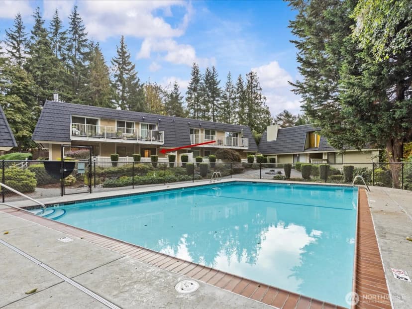 Property photo for 9905 Ne 124th Street #703, Kirkland photo 24