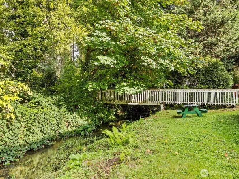 Property photo for 9905 Ne 124th Street #703, Kirkland photo 26