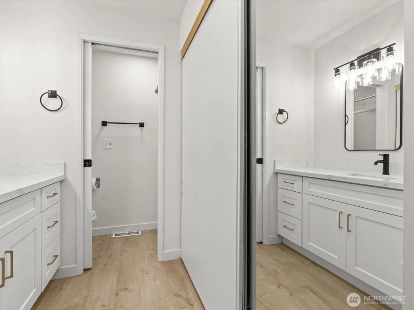 Property photo for 9905 Ne 124th Street #703, Kirkland photo 21