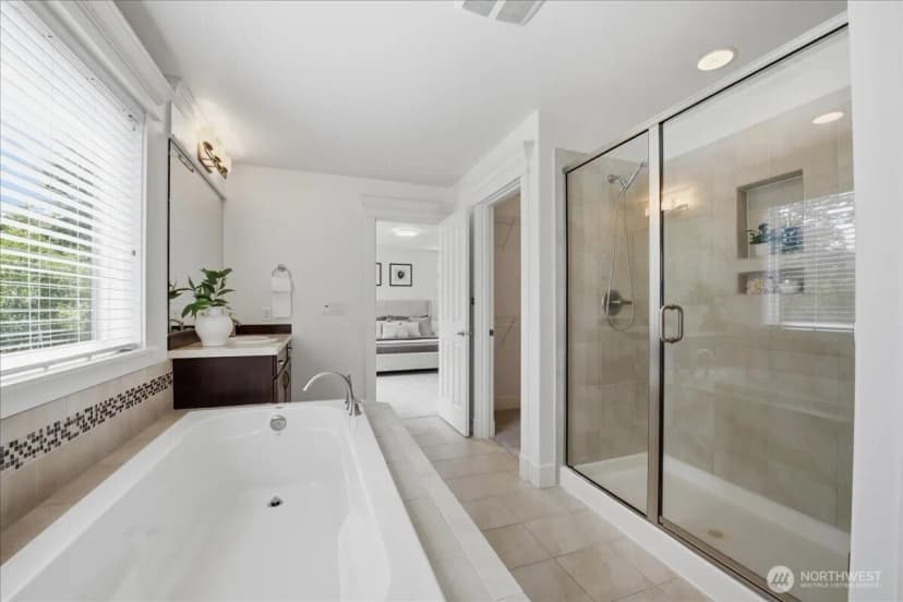 Property photo for 2210 Nw Harmony Way, Issaquah photo 16
