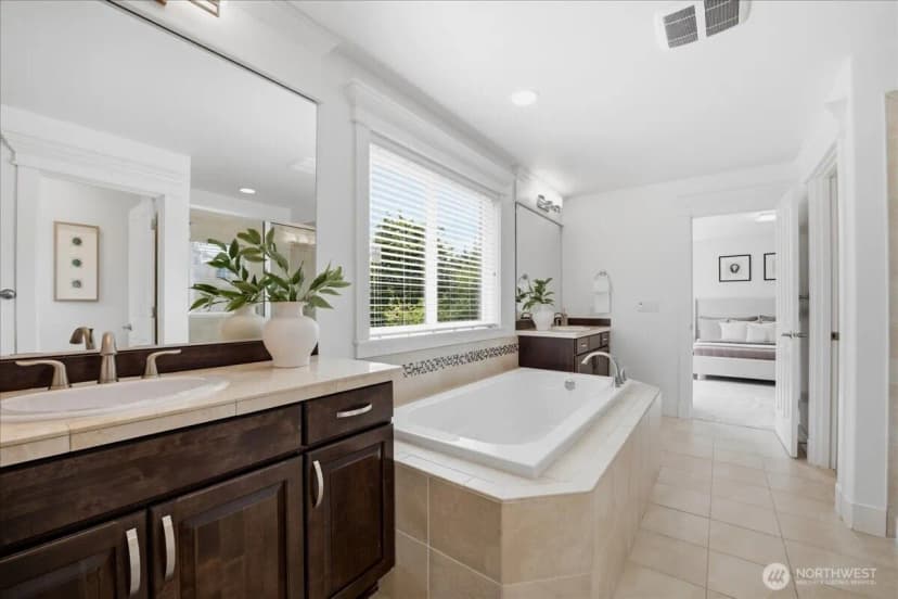 Property photo for 2210 Nw Harmony Way, Issaquah photo 15