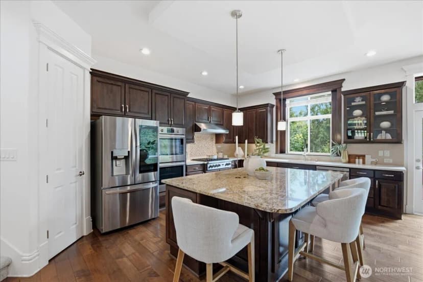 Property photo for 2210 Nw Harmony Way, Issaquah photo 4