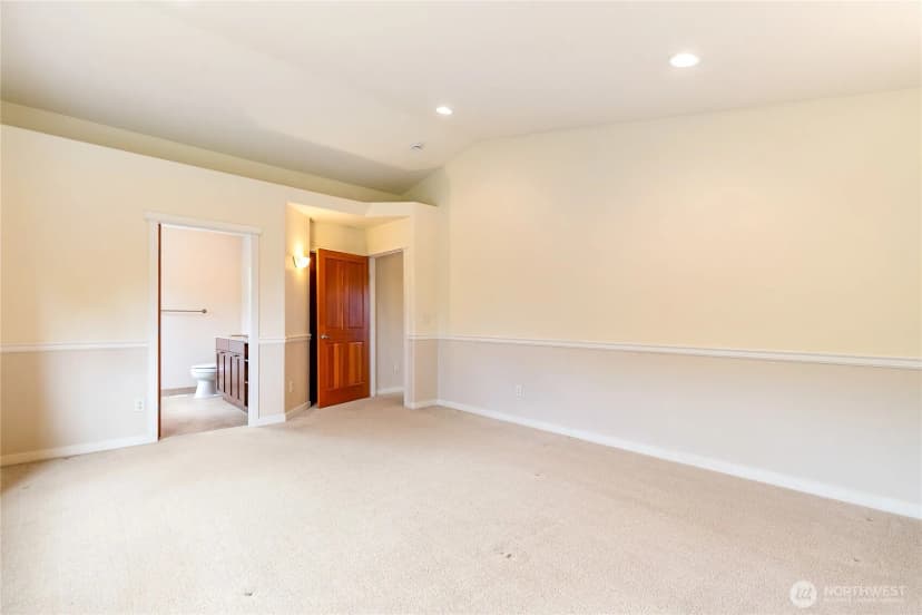 Property photo for 1584 Kingswood Court, Bellingham photo 24