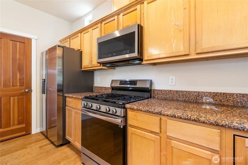 Property photo for 1584 Kingswood Court, Bellingham photo 14