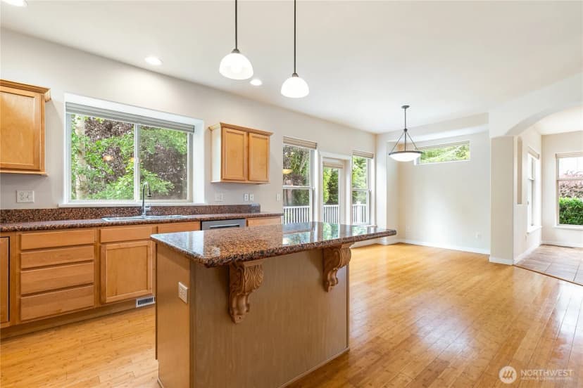 Property photo for 1584 Kingswood Court, Bellingham photo 16
