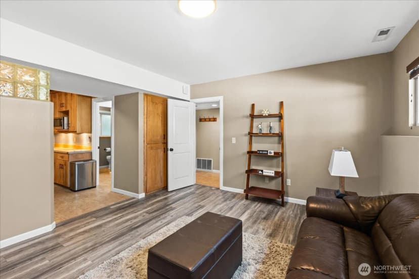 Property photo for 30718 5th Place S, Federal Way photo 19