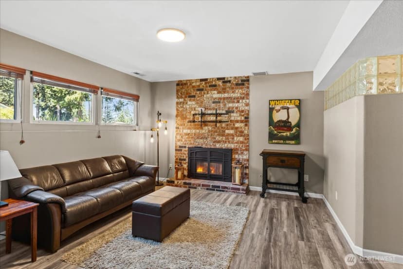 Property photo for 30718 5th Place S, Federal Way photo 17
