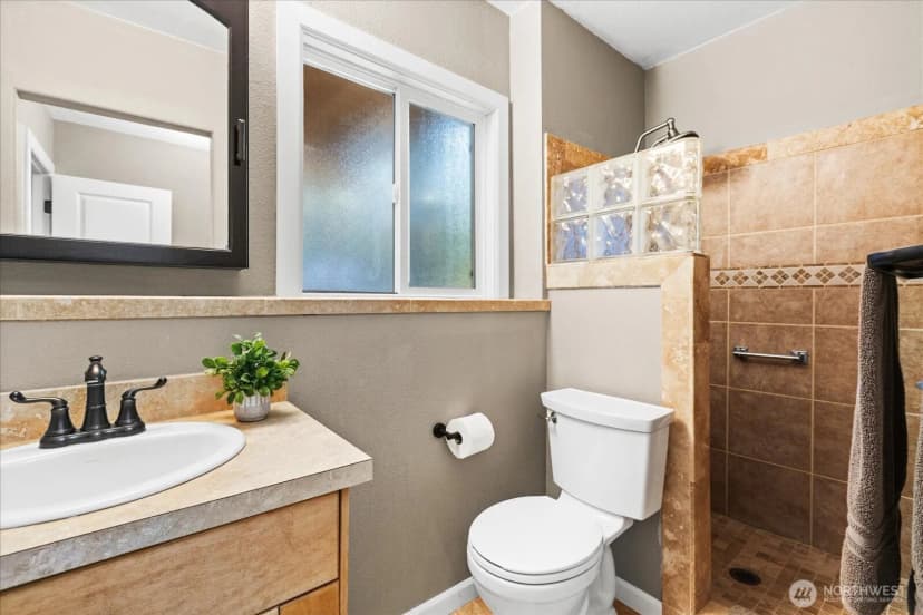 Property photo for 30718 5th Place S, Federal Way photo 25