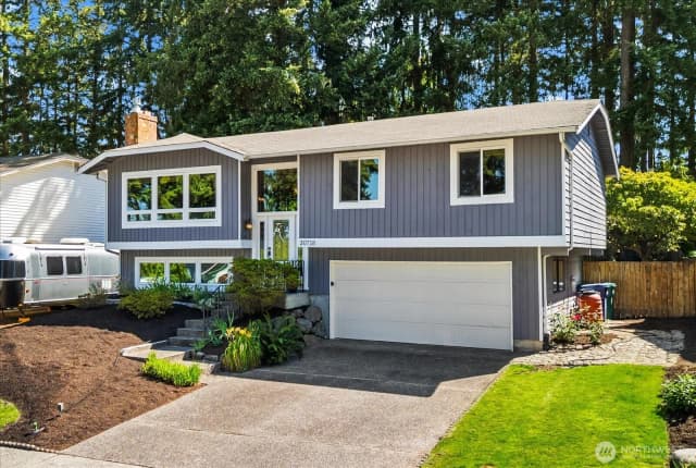 Property photo for 30718 5th Place S, Federal Way photo 3