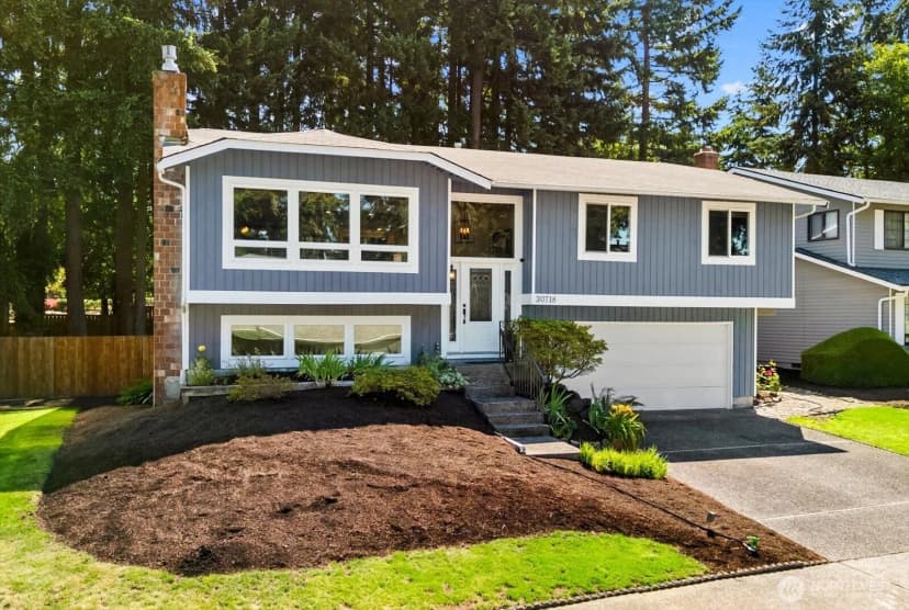 Property photo for 30718 5th Place S, Federal Way photo 2