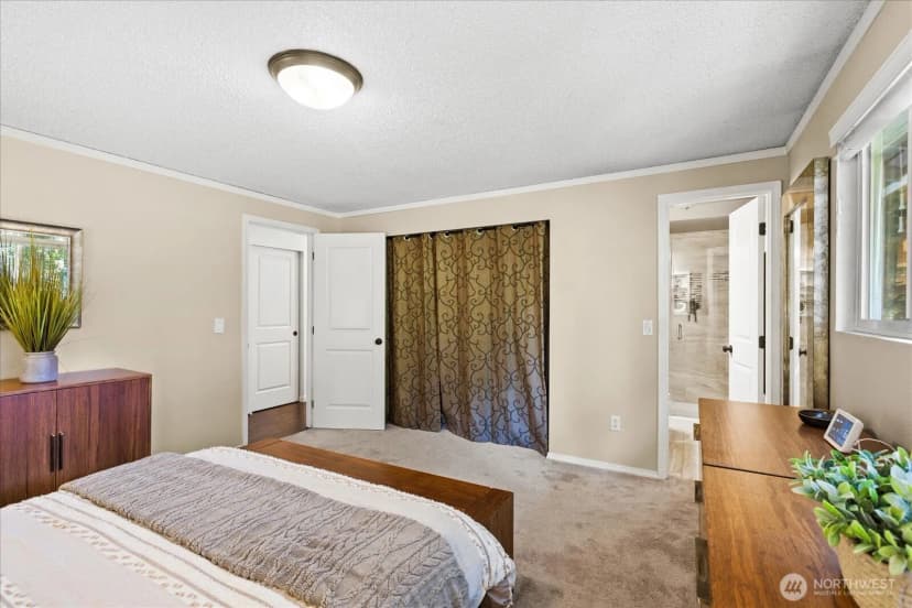 Property photo for 30718 5th Place S, Federal Way photo 12