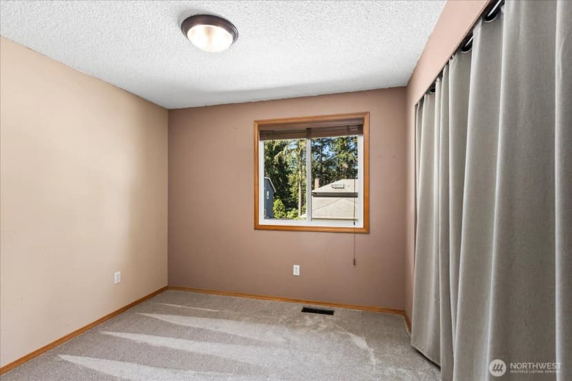 Property photo for 30718 5th Place S, Federal Way photo 15