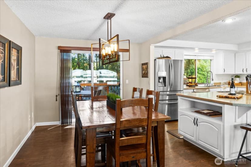 Property photo for 30718 5th Place S, Federal Way photo 9