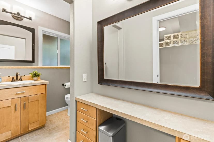 Property photo for 30718 5th Place S, Federal Way photo 24