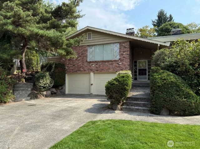 Property photo for 5208 Sand Point Way Ne, Seattle