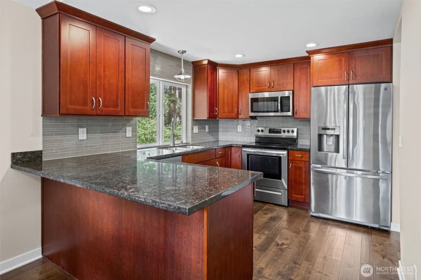 Property photo for 9812 Kooley Drive Nw, Gig Harbor photo 8