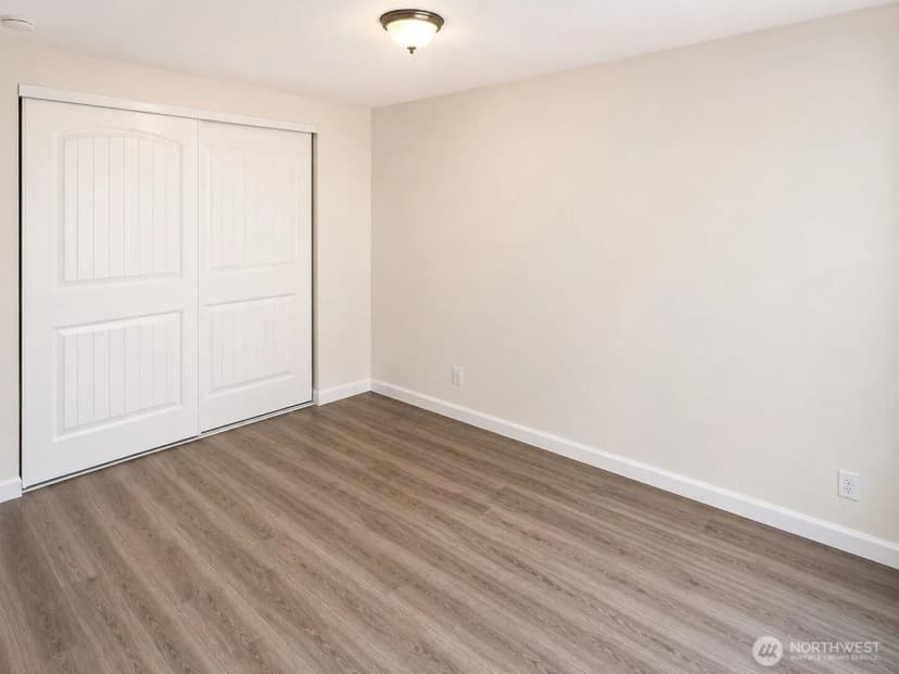 Property photo for 9439 11th Avenue Sw, Seattle photo 6