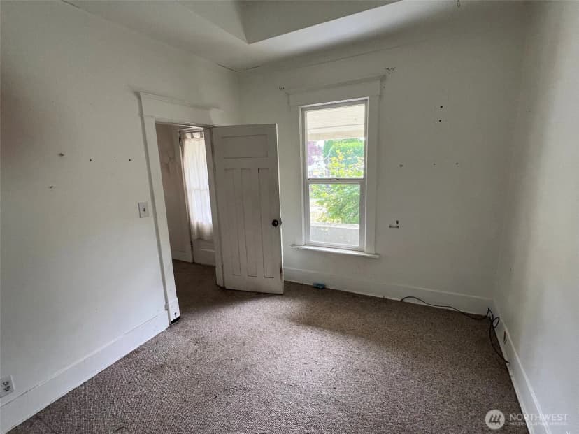 Property photo for 1806 12th Street, Anacortes photo 10