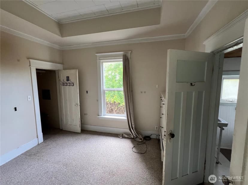 Property photo for 1806 12th Street, Anacortes photo 11
