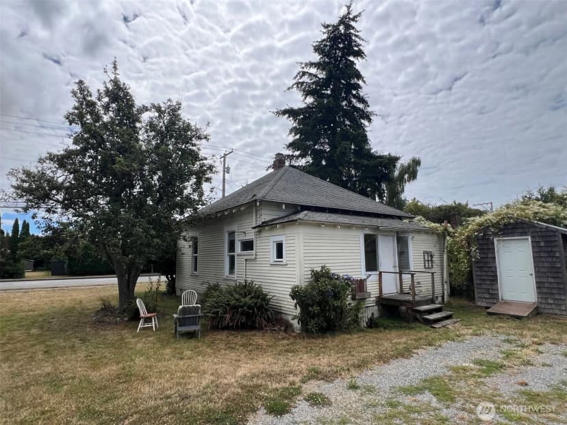 Property photo for 1806 12th Street, Anacortes photo 21