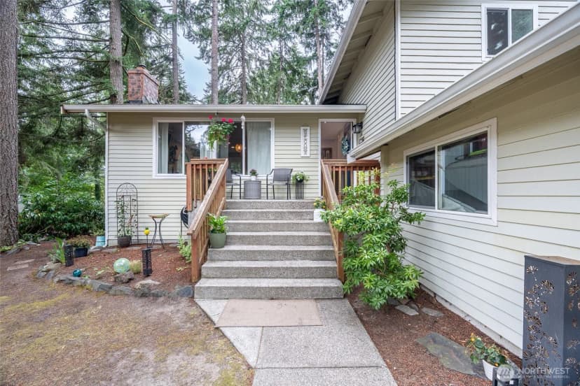 Property photo for 14102 Nw 56th Avenue Nw, Gig Harbor photo 3