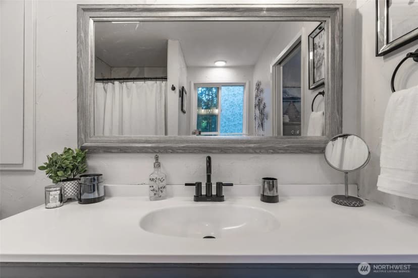 Property photo for 14102 Nw 56th Avenue Nw, Gig Harbor photo 26