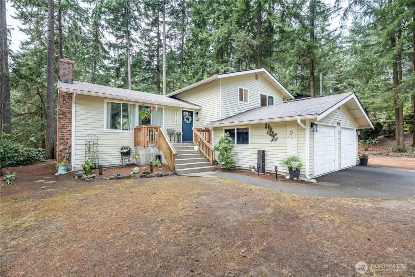 Property photo for 14102 Nw 56th Avenue Nw, Gig Harbor photo 2