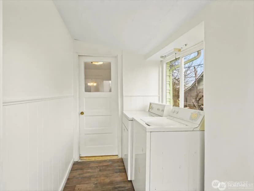 Property photo for 1929 11th Street, Bremerton photo 25
