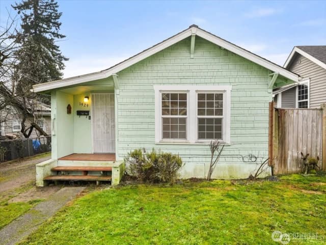 Property photo for 1929 11th Street, Bremerton