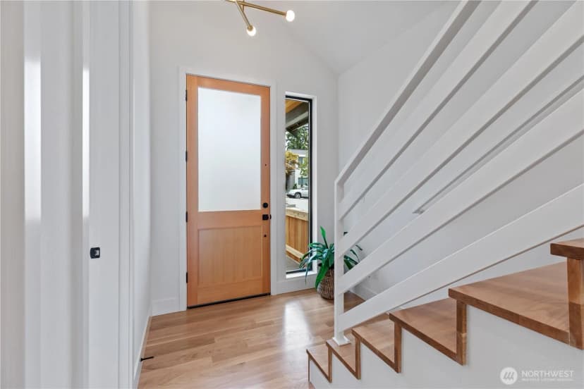 Property photo for 11312 Ne 60th Street, Kirkland photo 17