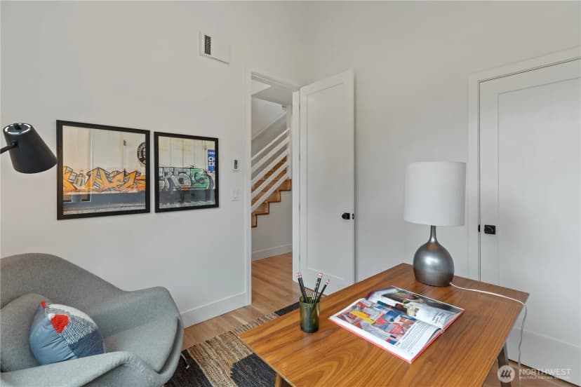 Property photo for 11312 Ne 60th Street, Kirkland photo 15