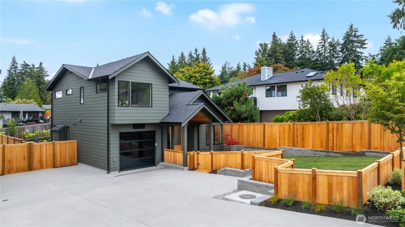 Property photo for 11312 Ne 60th Street, Kirkland photo 5