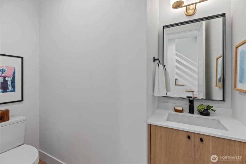 Property photo for 11312 Ne 60th Street, Kirkland photo 16