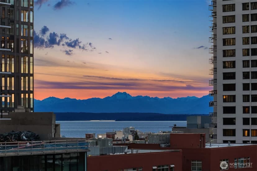 Property photo for 1920 4th Avenue #1002, Seattle photo 14